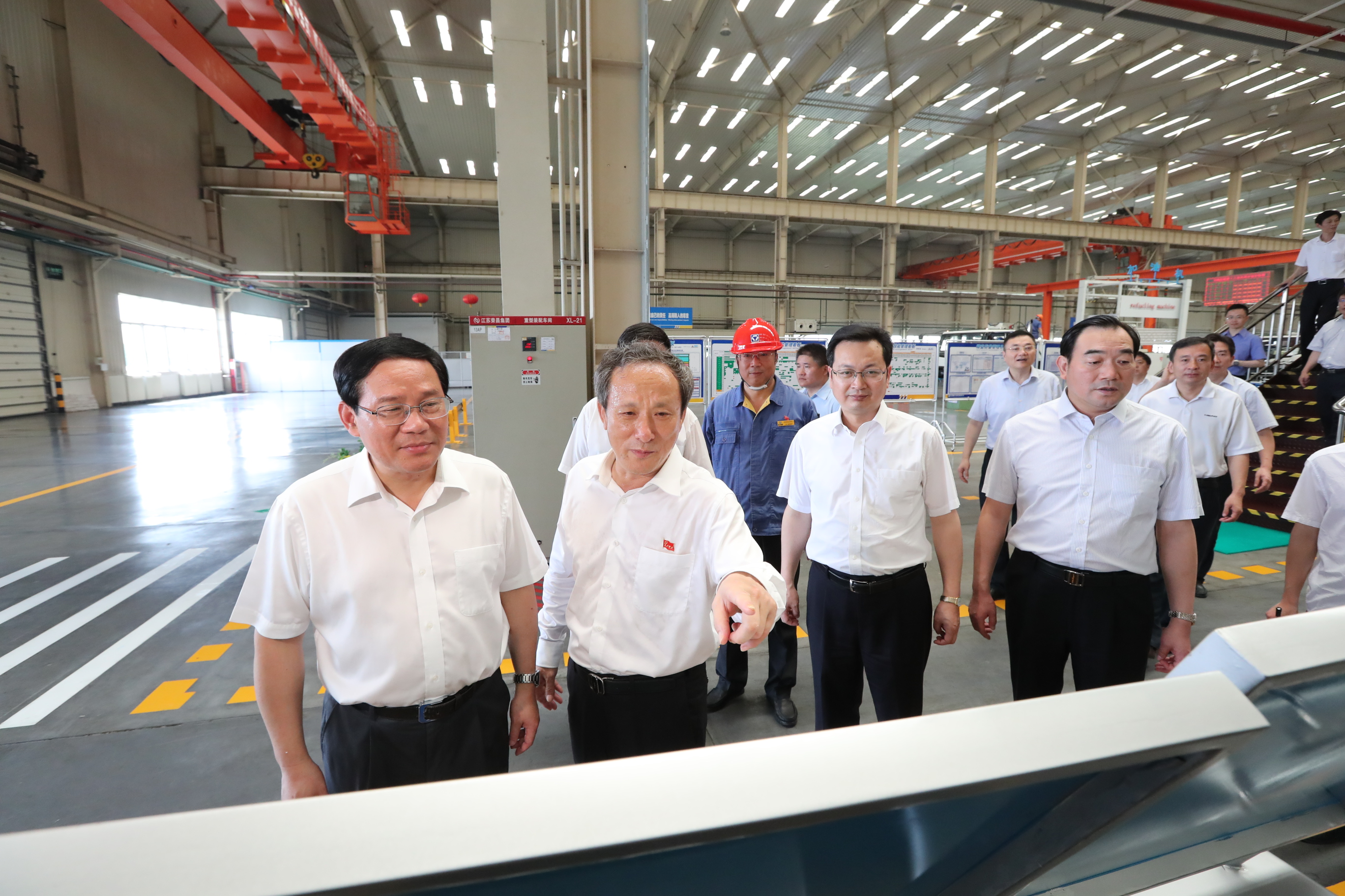 李强同志视察必发集团