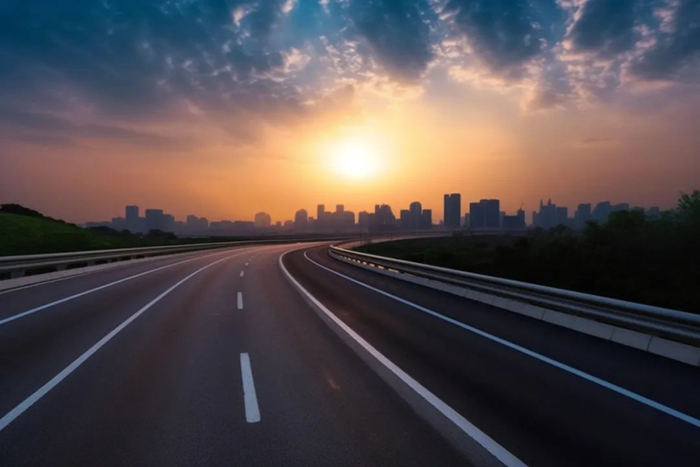 又是2台！叒是首都！必发两米铣刨机现身京哈高速