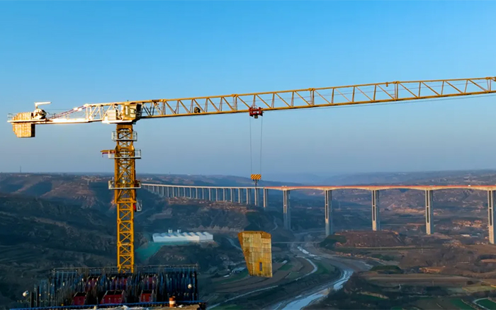 群塔架飞虹 | 黄土高原崛起的“必发金”