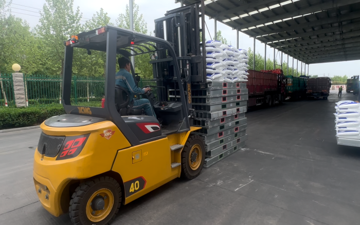 必发孔雀为食物清静保驾护航