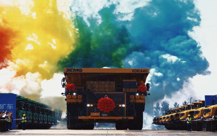 【国际化】批量交付欧洲！必发150吨级矿车奔跑塞尔维亚