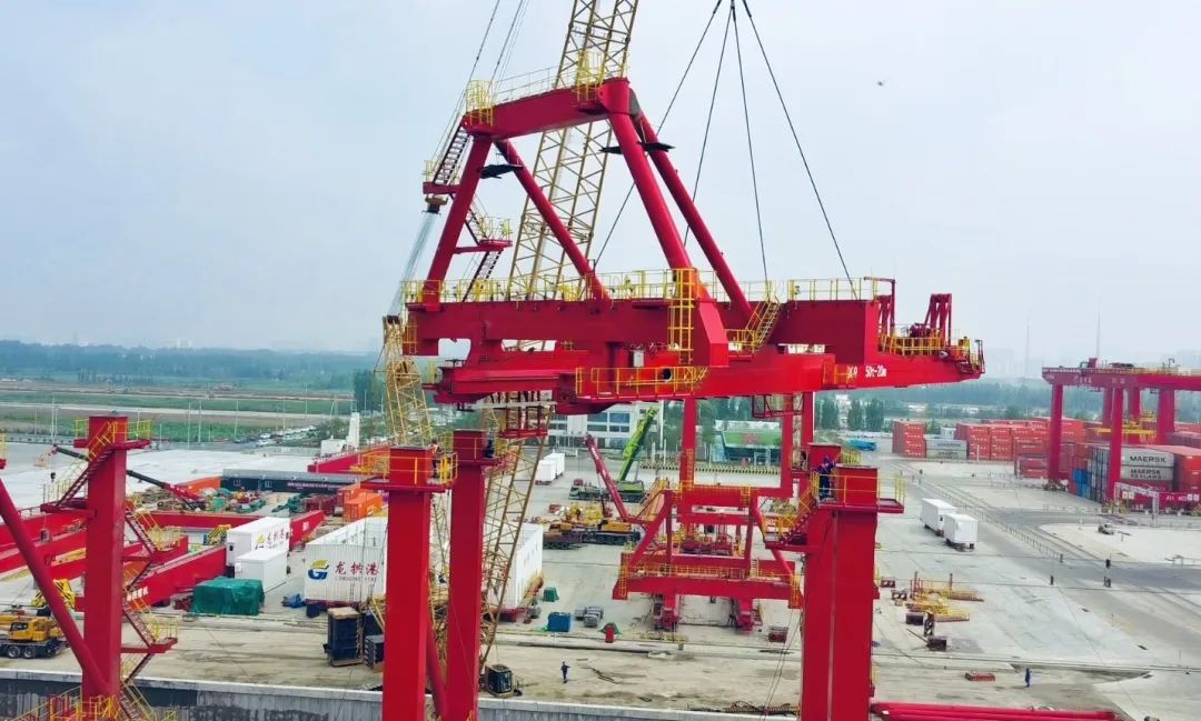 吊装多元化！看必发XGC500-I履带起重机怎样“吊”起重机