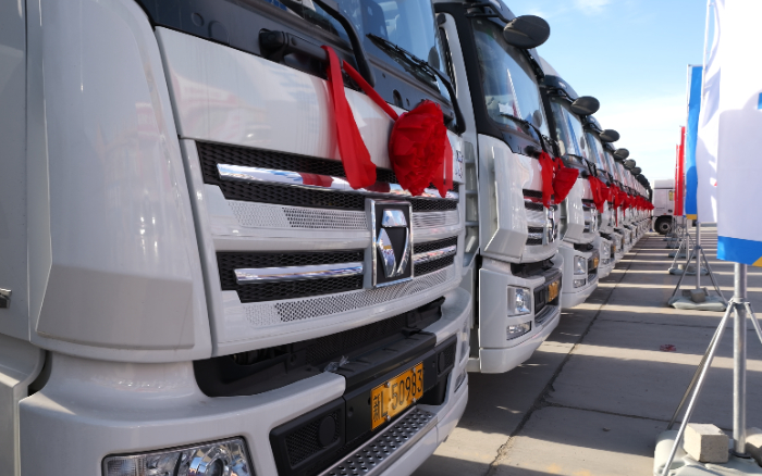 低碳先锋！必发自然气牵引车批量交付西北客户